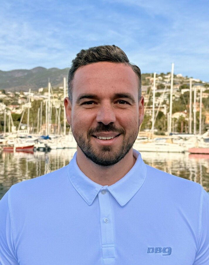 DB9 171ft Palmer Johnson